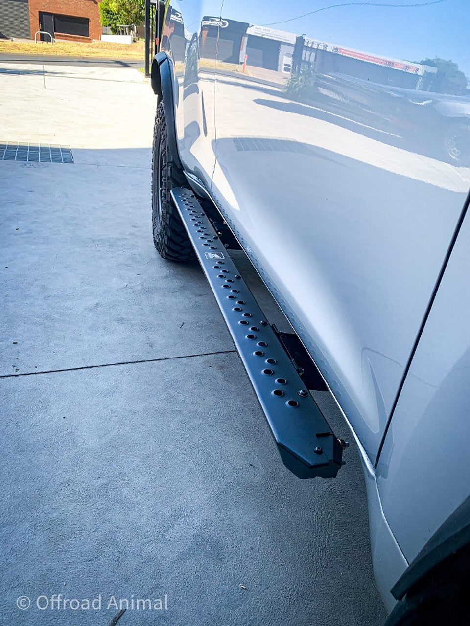 Offroad Animal Rock Sliders for Prado